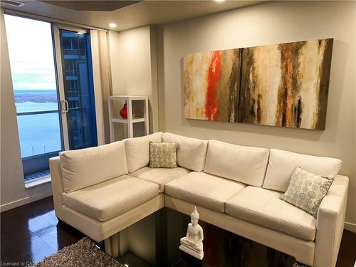 2710-8 York St, Toronto, ON, M5J2Y2 | Card Image