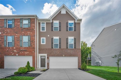 34566 Ethan Way, Willoughby, OH, 44094-4299 | Card Image