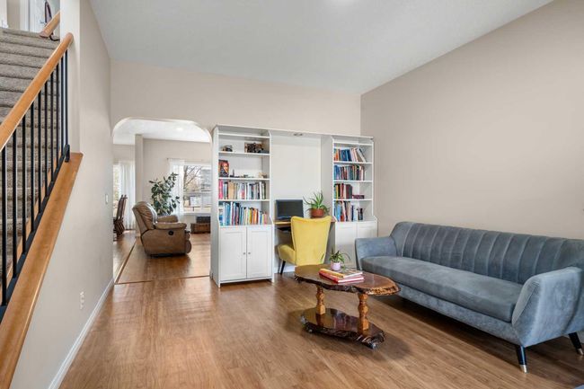 16 Shawbrooke Pk Sw, House other with 4 bedrooms, 4 bathrooms and 4 parking in Calgary AB | Image 5