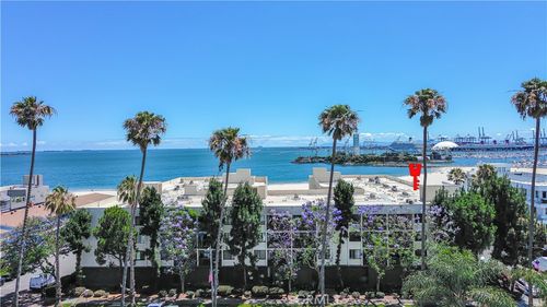 134-1140 E Ocean Blvd, Long Beach, CA, 90802-4713 | Card Image