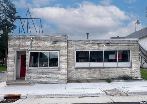 1601 W 3rd St, Davenport, IA, 52802-1139 | Card Image