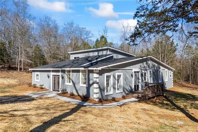 737 Broad River Rd, House other with 6 bedrooms, 5 bathrooms and 5 parking in Carlton GA | Image 8