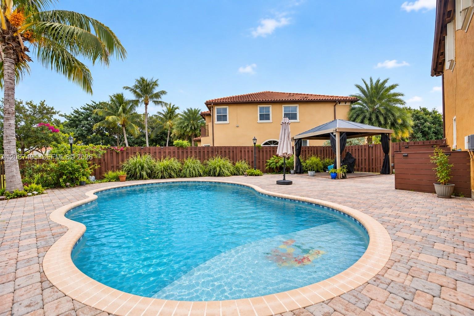 Residential in Miami 2