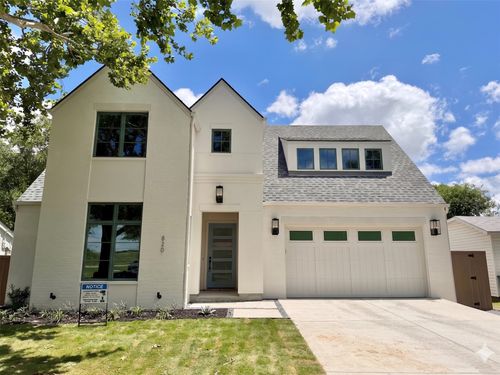 820 Edgefield Rd, Fort Worth, TX, 76107-1026 | Card Image