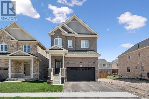 32 Hutchison Road, Guelph (Kortright East), ON, N1L0R4 | Card Image