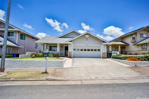 94-1043 Alelo St, Waipahu, HI, 96797-5267 | Card Image