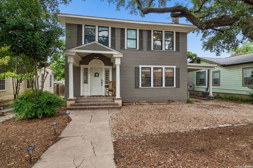 607 W Kings Hwy, San Antonio, TX, 78212-2735 | Card Image