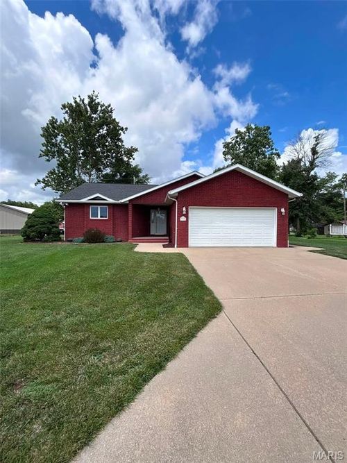 725 Lone Oak St, Saint Libory, IL, 62282-0326 | Card Image