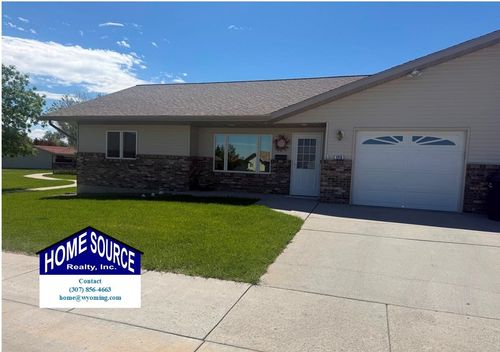 1215 Pioneer Ct, Riverton, WY, 82501-3295 | Card Image