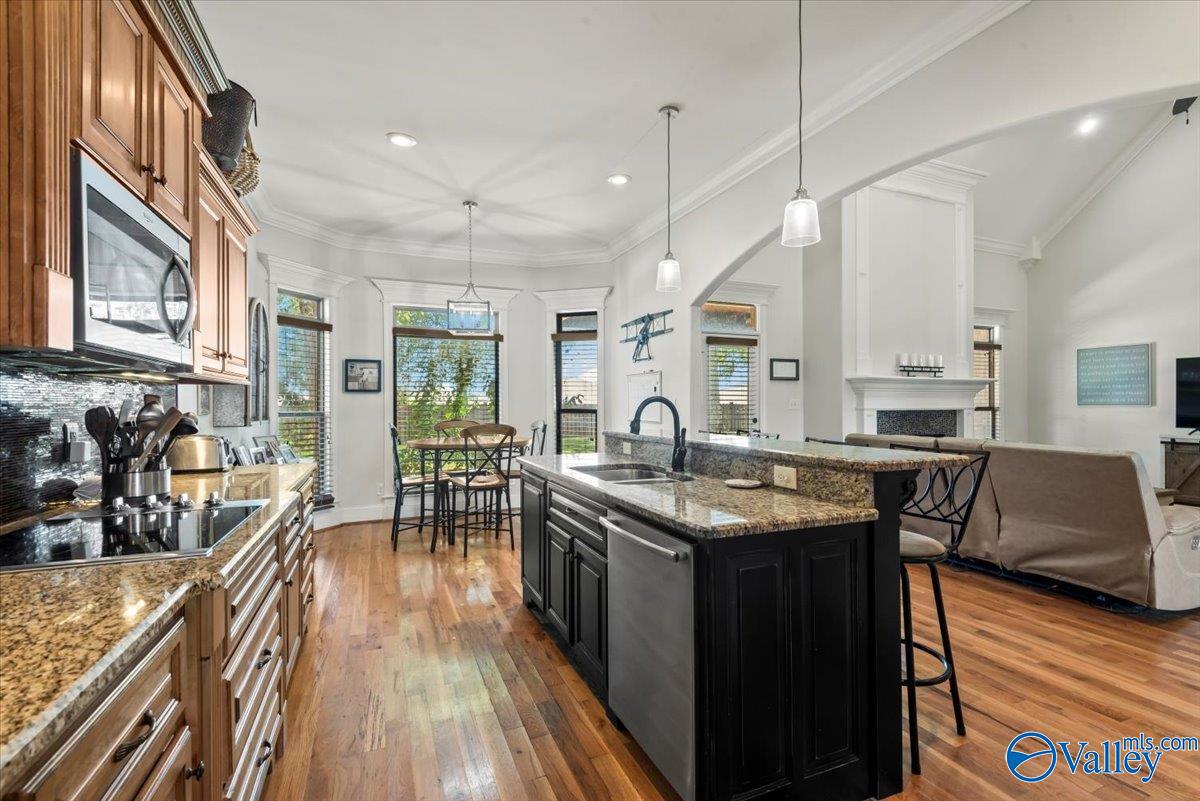Beacon Cir, Athens, AL 35613