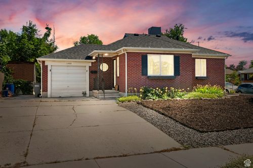 1333 W Leadville Ave, Salt Lake City, UT, 84116-3809 | Card Image