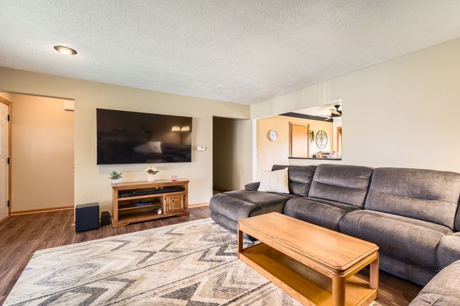 9001 Mobile Ave, House other with 3 bedrooms, 2 bathrooms and 6 parking in Oak Lawn IL | Image 7