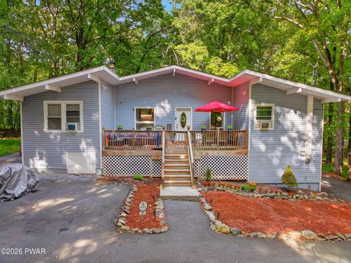 107 Palmetto Ln, Milford, PA, 18337-7024 | Card Image
