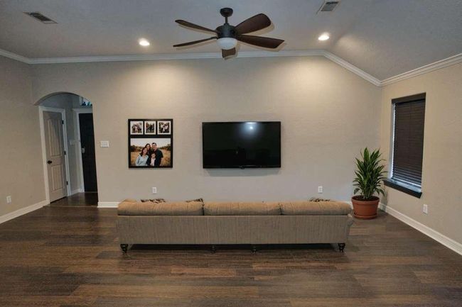 Living Space Staged | Image 6