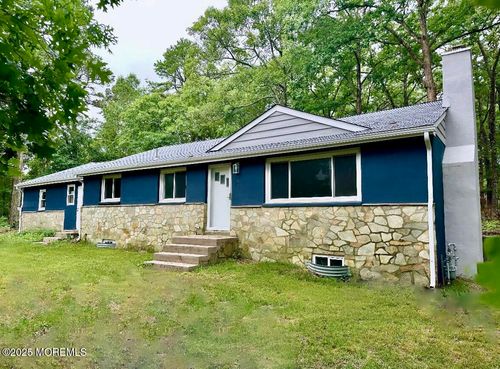 135 S Main St, Barnegat, NJ, 08005-2312 | Card Image