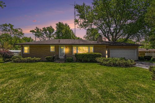 260 Brownway, Benton Harbor, MI, 49022 | Card Image