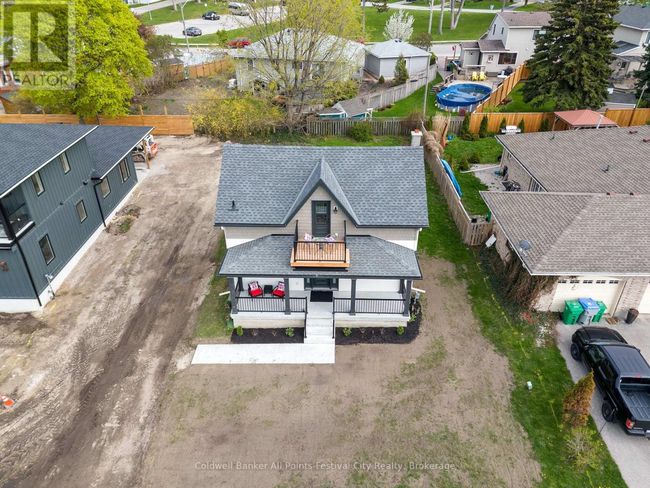 82 Gloucester Terr, House other with 2 bedrooms, 2 bathrooms and 4 parking in Goderich ON | Image 39