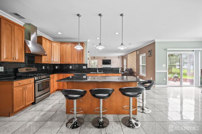 1004 Antoinette Dr, House other with 5 bedrooms, 3 bathrooms and null parking in Monroe NJ | Image 12