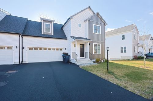 5-9 Millies Way, Sterling, MA, 01564 | Card Image