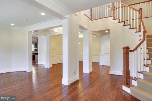 8204 River Quarry Pl, BETHESDA, MD, 20817-6924 | Card Image