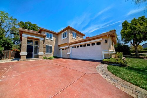 6472 Owl Way, Livermore, CA, 94551-8764 | Card Image
