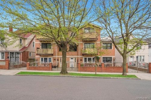 160-02 Normal Rd, Jamaica, NY, 11432 | Card Image