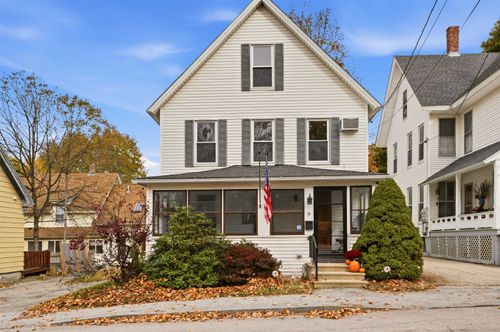 9 Pleasant St, Pembroke, NH, 03275-1413 | Card Image