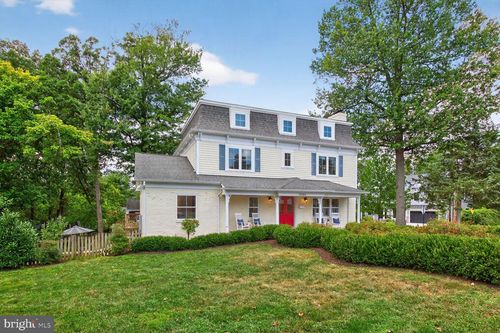 2828 N Van Buren St, ARLINGTON, VA, 22213-1518 | Card Image