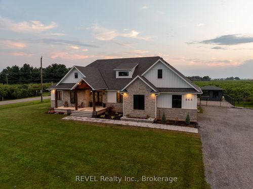 864 Concession 1 Rd, Niagara On The Lake, ON, L0S1J0 | Card Image