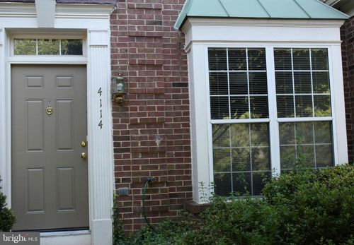 4114 Vanderbilt Ct, FAIRFAX, VA, 22030-3560 | Card Image
