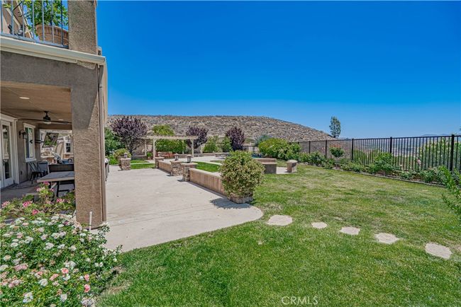 22348 Driftwood Ct, House other with 5 bedrooms, 5 bathrooms and 2 parking in Santa Clarita CA | Image 42
