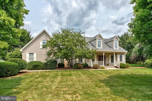 227 Village Heights Dr, STATE COLLEGE, PA, 16801-7688 | Card Image