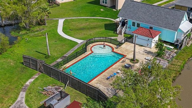 254 Debbie Ln, House other with 2 bedrooms, 2 bathrooms and null parking in San Leon TX | Image 36