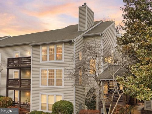 10024 Oakton Terrace Road, OAKTON, VA, 22124 | Card Image