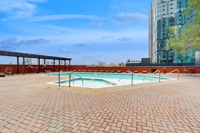 APT-304 - 102 Christopher Columbus Dr, Condo with 1 bedrooms, 1 bathrooms and null parking in Jersey City NJ | Image 16