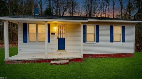 6240 Farmers Dr, Barhamsville, VA, 23011-2302 | Card Image