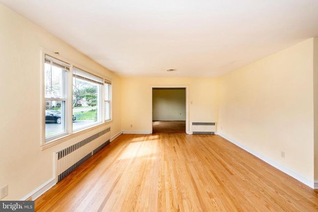 27 S State St, House other with 3 bedrooms, 2 bathrooms and null parking in VINELAND NJ | Image 9