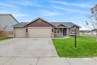 3325 S Fork Ave, House other with 4 bedrooms, 2 bathrooms and 3 parking in Nampa ID | Image 2