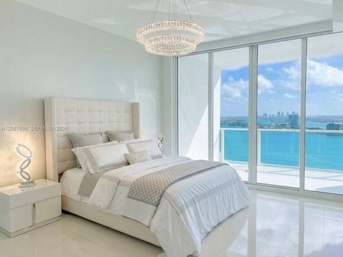 2404-2020 N Bayshore Dr, Miami, FL, 33137-5153 | Card Image