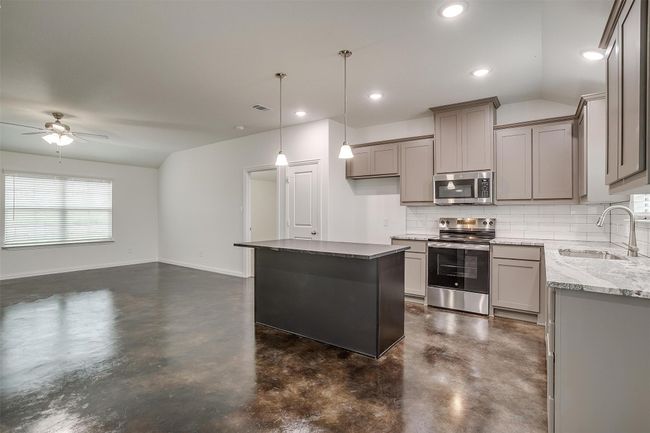 5716 High Plains Trl, House other with 5 bedrooms, 3 bathrooms and null parking in Joshua TX | Image 11