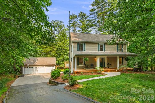 212 Riva Ridge Dr, Fairview, NC, 28730-9764 | Card Image