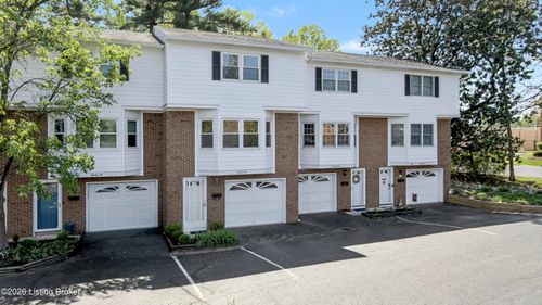 24 Gardiner Ct, Louisville, KY, 40205-2779 | Card Image