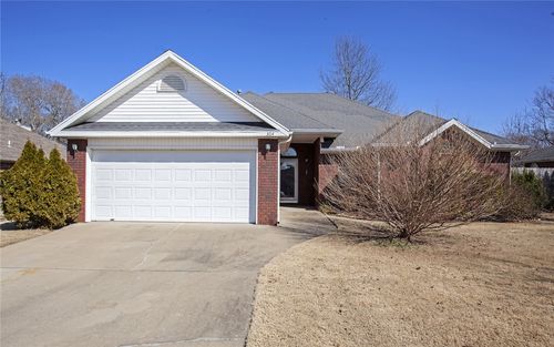 304 Old Forge Dr, Bentonville, AR, 72712-5076 | Card Image