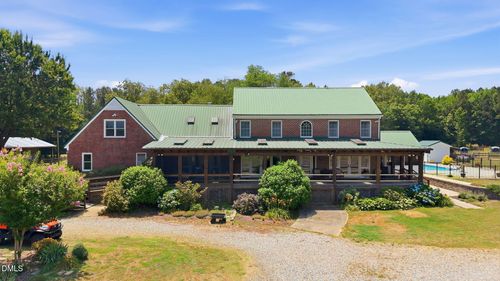1527 W Castalia Rd, Nashville, NC, 27856-9418 | Card Image