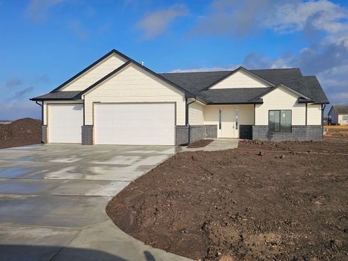 1510 E Appleton St, Valley Center, KS, 67147 | Card Image