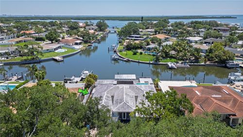 1880 Tanglewood Drive Ne, St Petersburg, FL, 33702 | Card Image