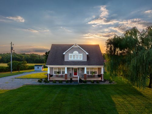 572 Buntin Mill Rd, Cottontown, TN, 37048-4805 | Card Image