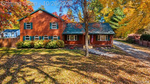 3708 Dykeman Rd, Fort Gratiot, MI, 48059-4111 | Card Image