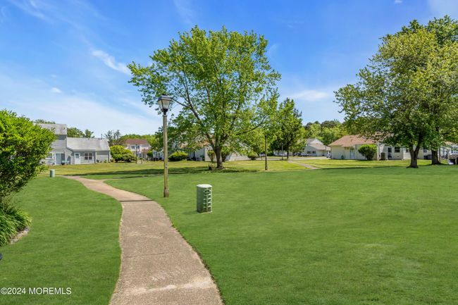 19 S Seas Ct, Condo with 2 bedrooms, 2 bathrooms and null parking in Barnegat NJ | Image 29