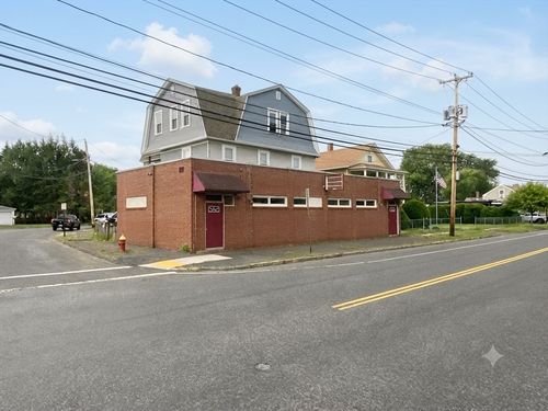 182 Chicopee St, Chicopee, MA, 01013-1753 | Card Image